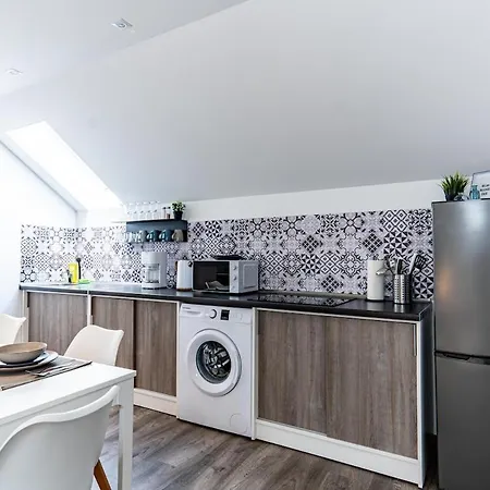 Apartman Central, Near Main Train Station, Supermarket, Train, Vahrenwalder